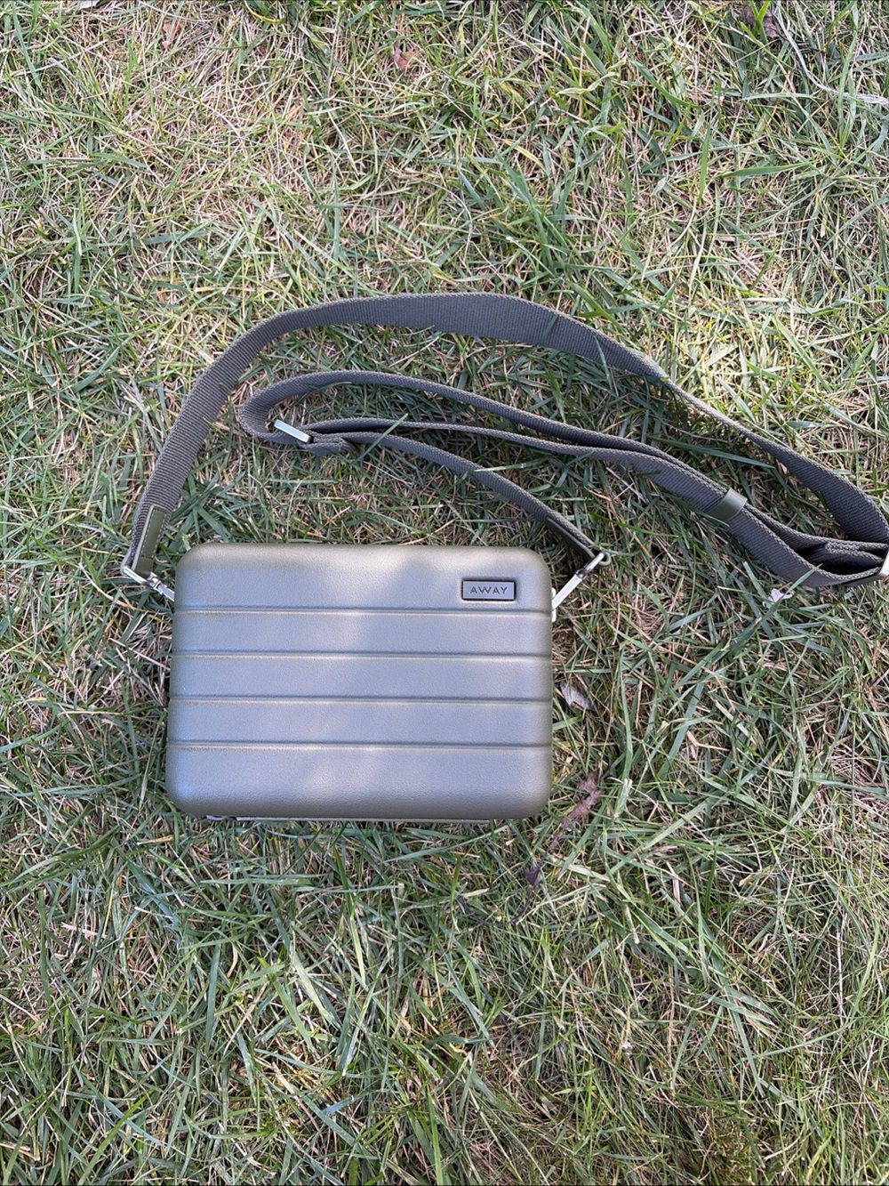 Away Men's Olive Green Hardshell Crossbody Toiletry Bag